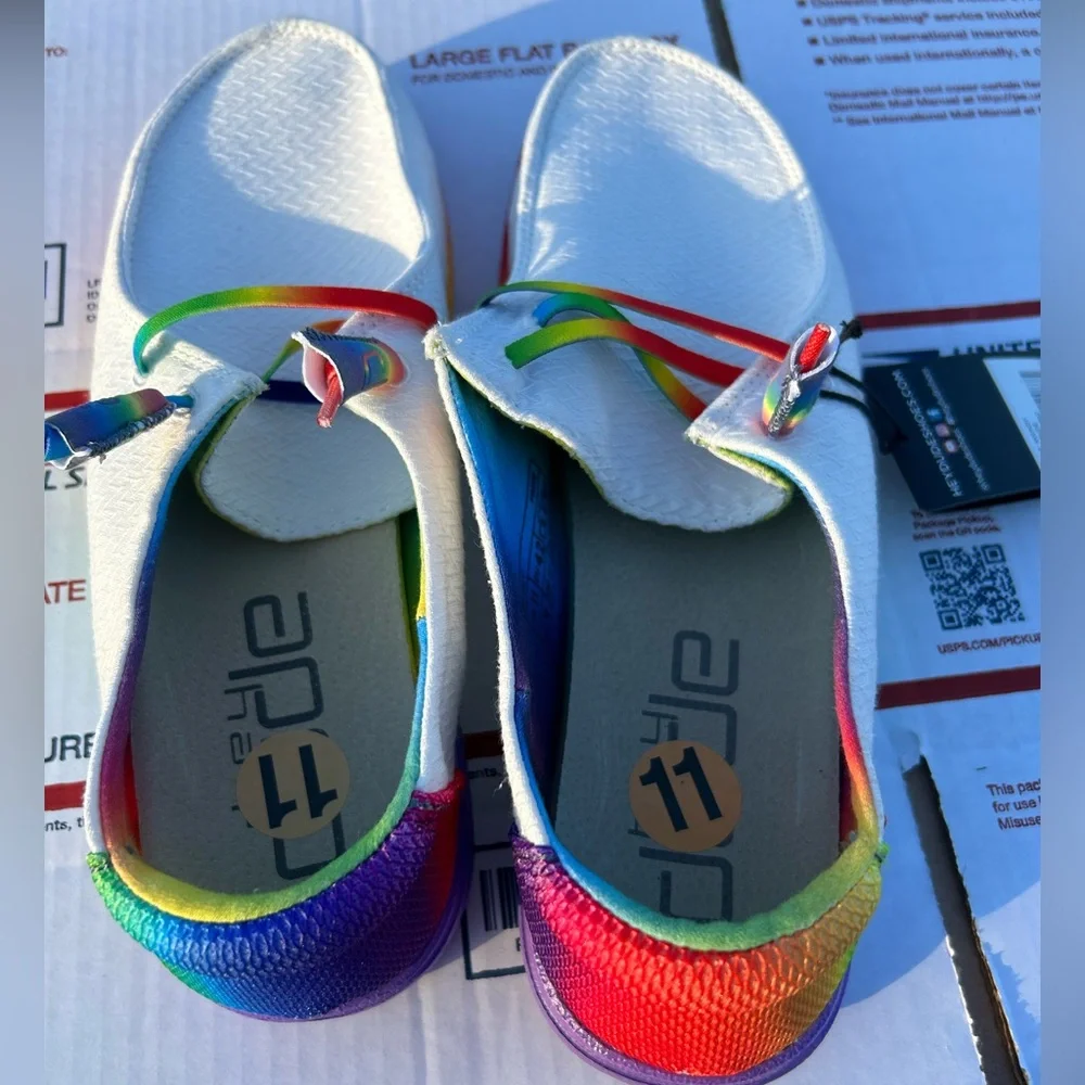 Hey dude Wendy size 11 BNWT women’s pride rainbow 🌈 slip on shoes - Picture 7 of 8